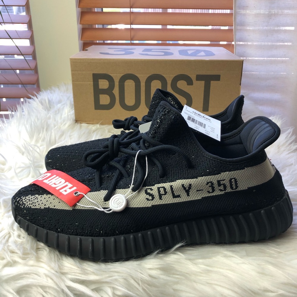 New Adidas Yeezy Core Black White Size 11